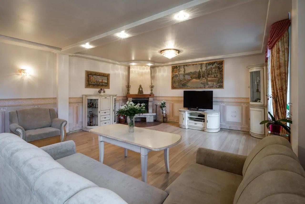 Room In A Private House 5 Min From Airport Riga Extérieur photo