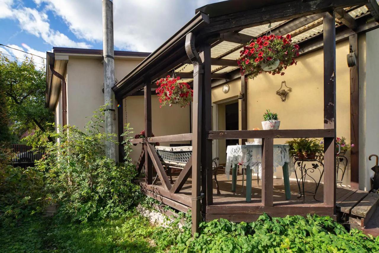 Room In A Private House 5 Min From Airport Riga Extérieur photo